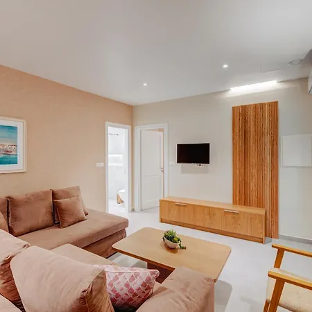 Apartment Dreams