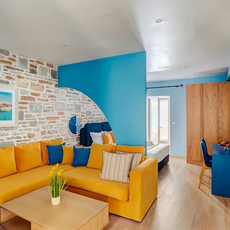 Apartment Dreams